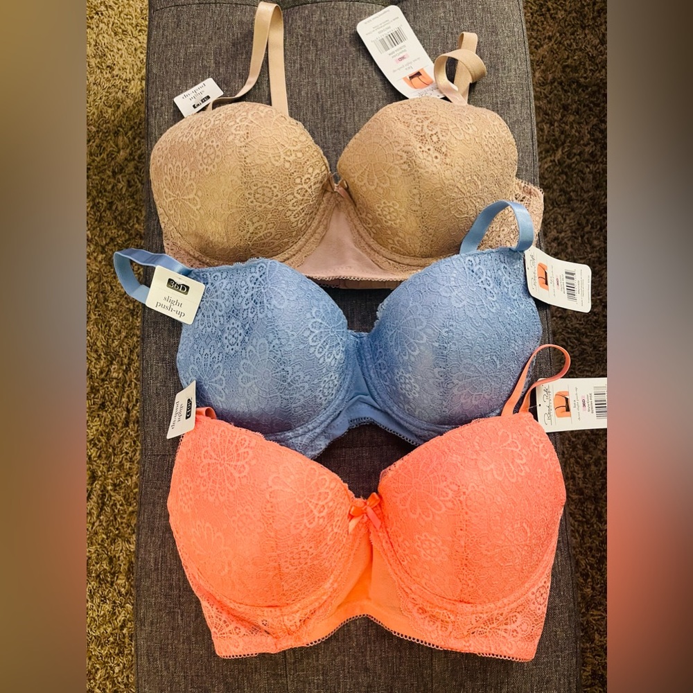 Brand New with Tags Size 36D Push Up Bras